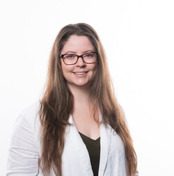Tori Van Loenhout